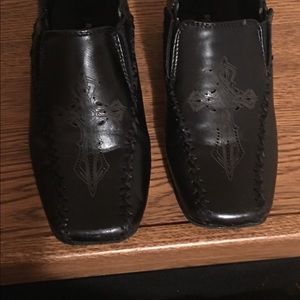 Boys black dress shoes!